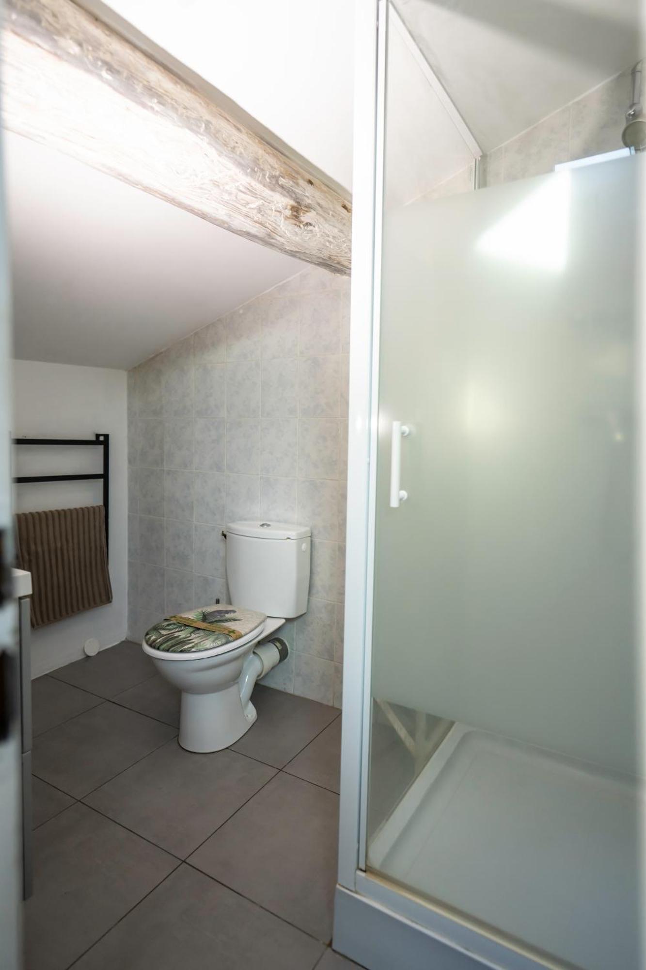 Le Colombier: 3-Star Meublé de Tourisme in Béziers Heart Apartment Exterior photo